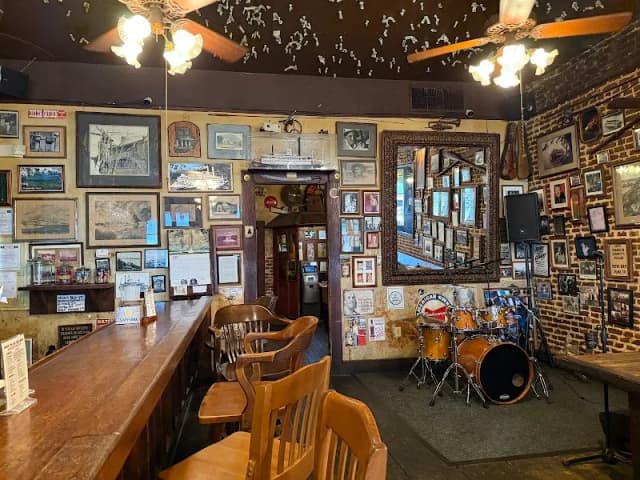 Under-the-Hill Saloon