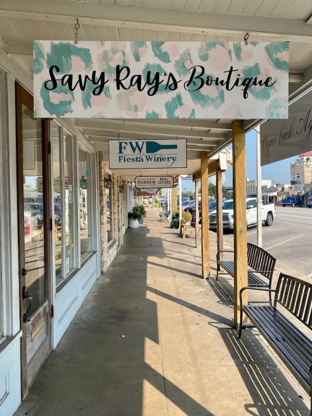 Savy Ray's Boutique