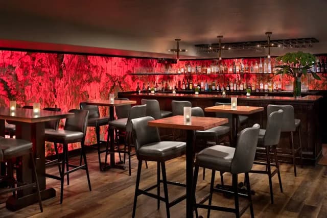 Latitude 48 Bistro