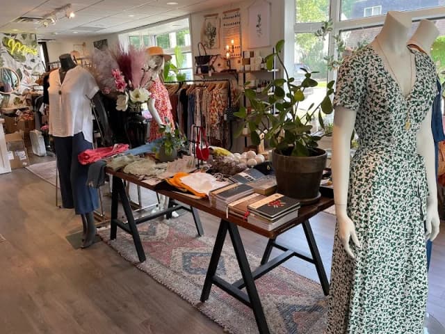 TOTU BOUTIQUE