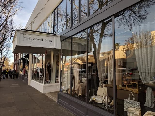 PEARL Wonderful Clothing