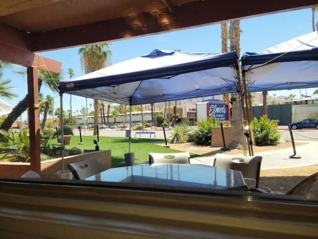 Elmer's Restaurant (Palm Springs, CA)