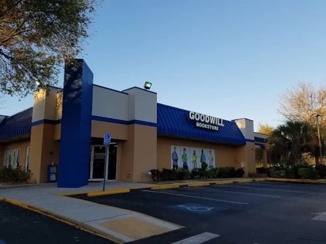 Goodwill Bookstore - Clark