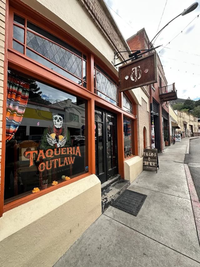 Taqueria Outlaw
