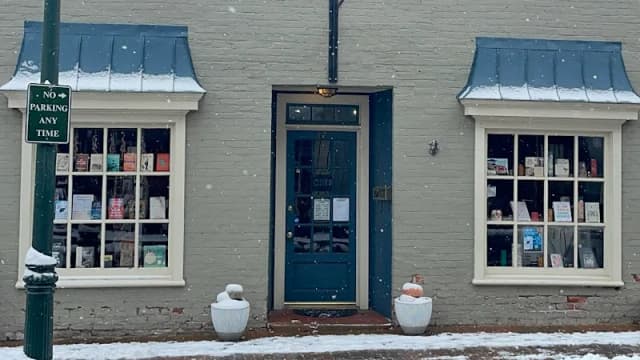 Staunton Books & Tea
