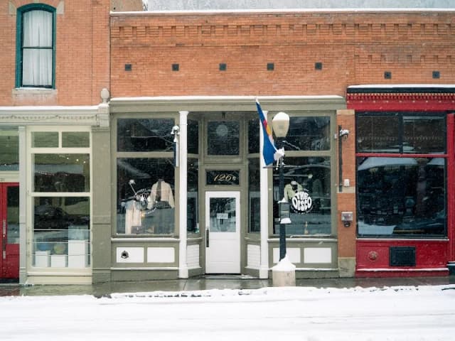 Society Telluride: Permanent Jewelry, Wine Bar & Apparel
