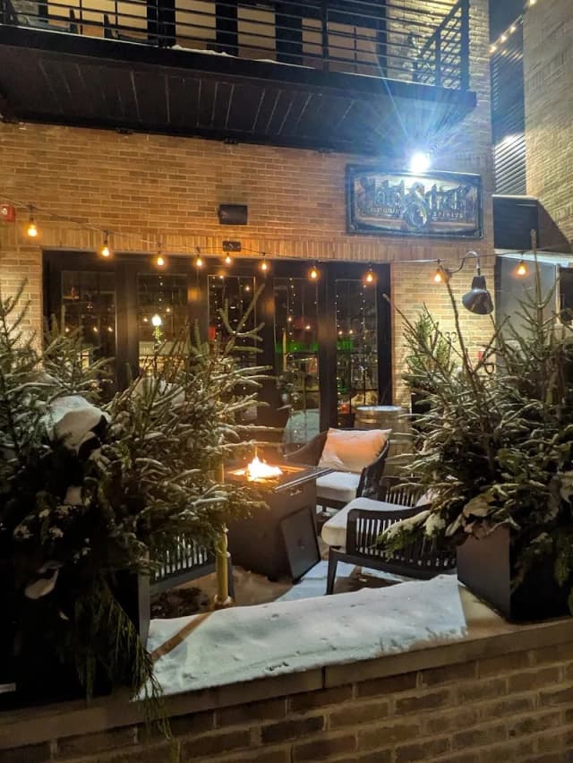 Matchstick Restaurant & Spirits