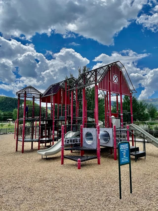 Willow Creek Park