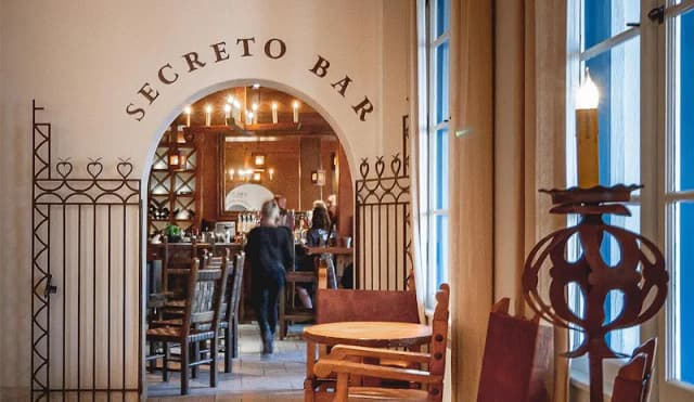 Secreto Lounge