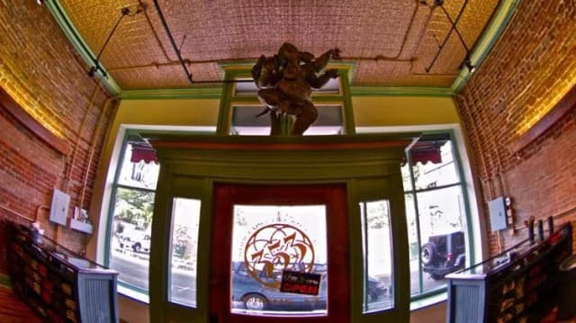 Caduceus Cellars and Merkin Vineyards Tasting Room
