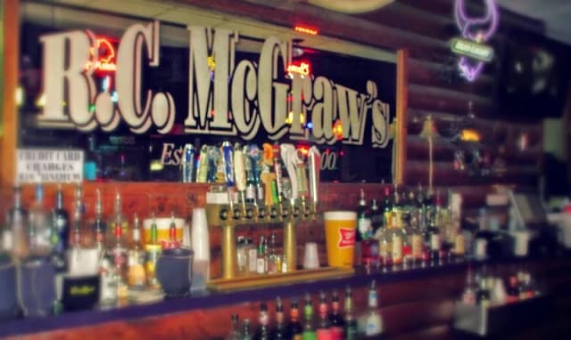 RC McGraws Bar and Grill