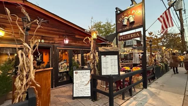 Fran's Pub