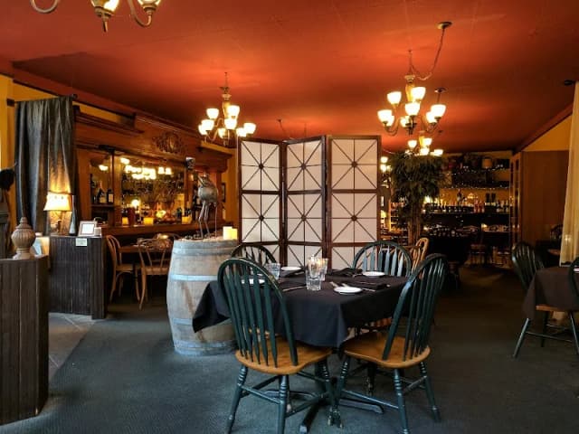 Alchemy Bistro & wine Bar