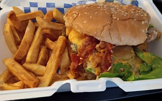 Natchez Midtown Grill
