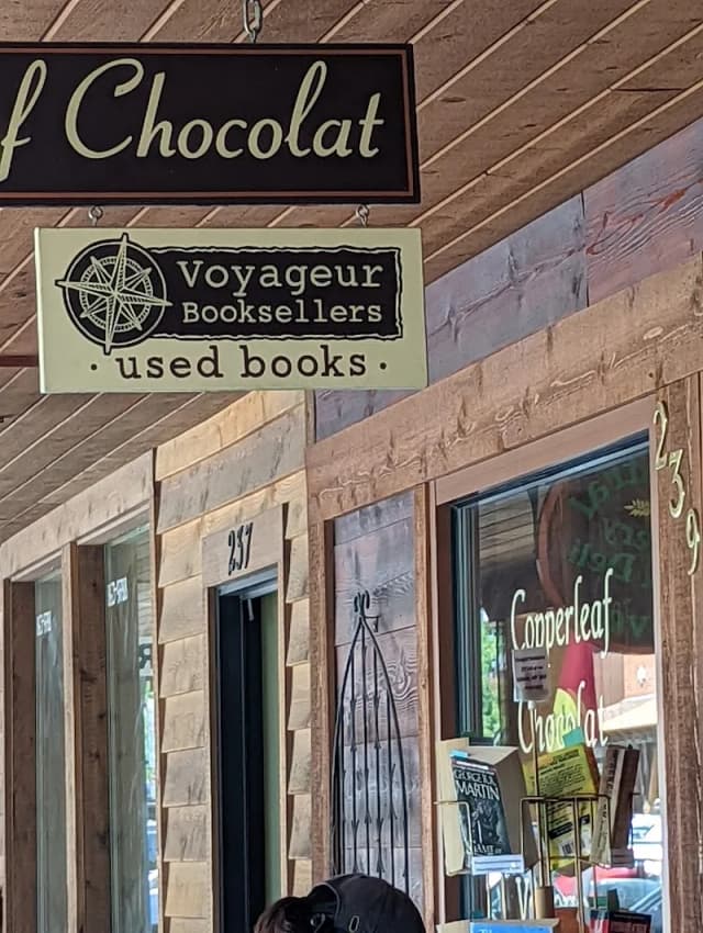 Voyageur Booksellers
