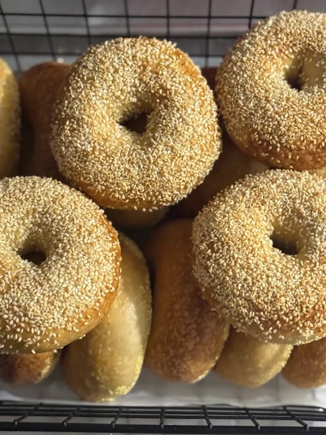 Dirty Water Bagels