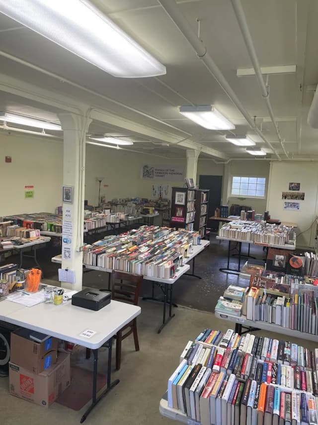 Friends of Harrison Memorial Library Bookroom