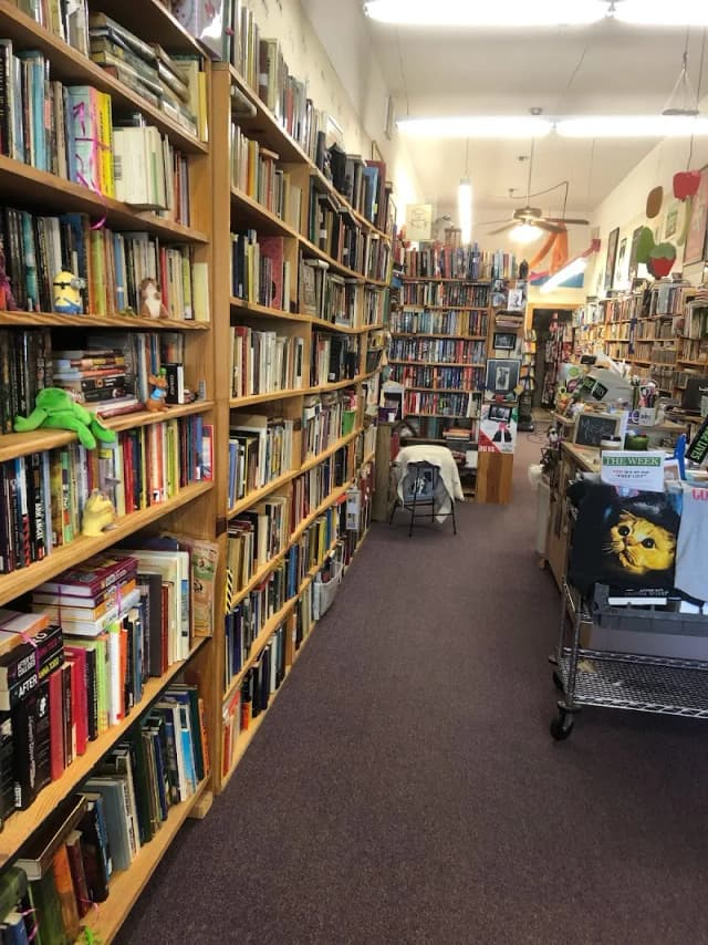 It's A Mystery BookStore
