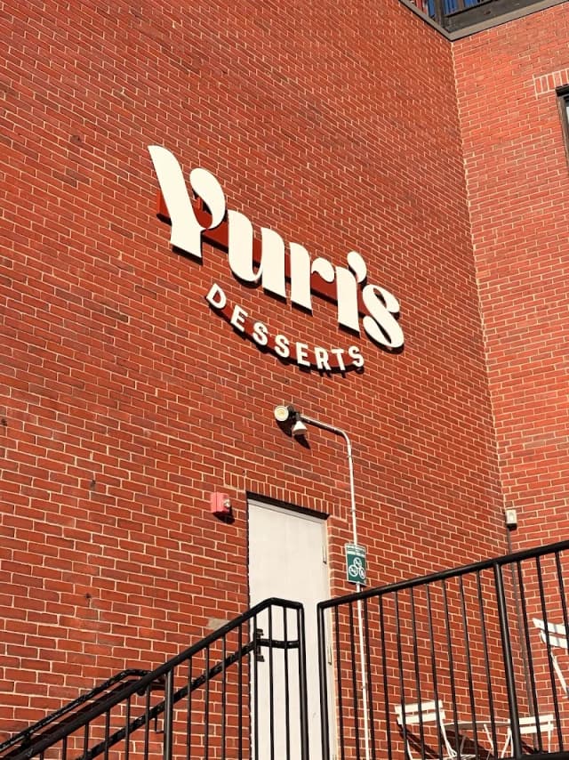 Yuri's Desserts