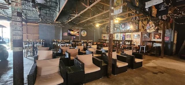 High Five Dive Bar