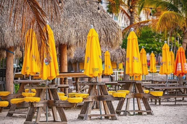 O'Leary's Tiki Bar & Grill