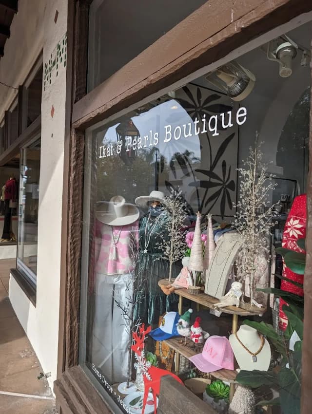 Ikat & Pearls Boutique