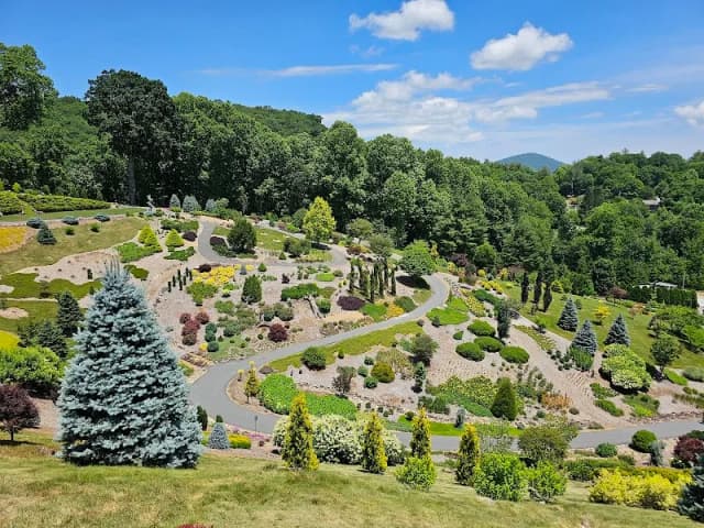 Arborcrest Gardens