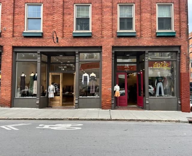 Luxe boutique