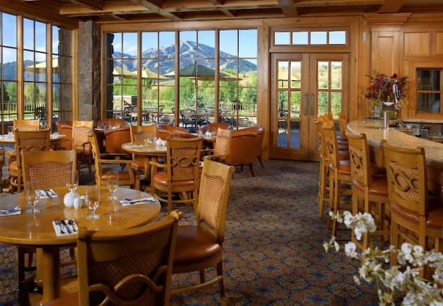 Sun Valley Club