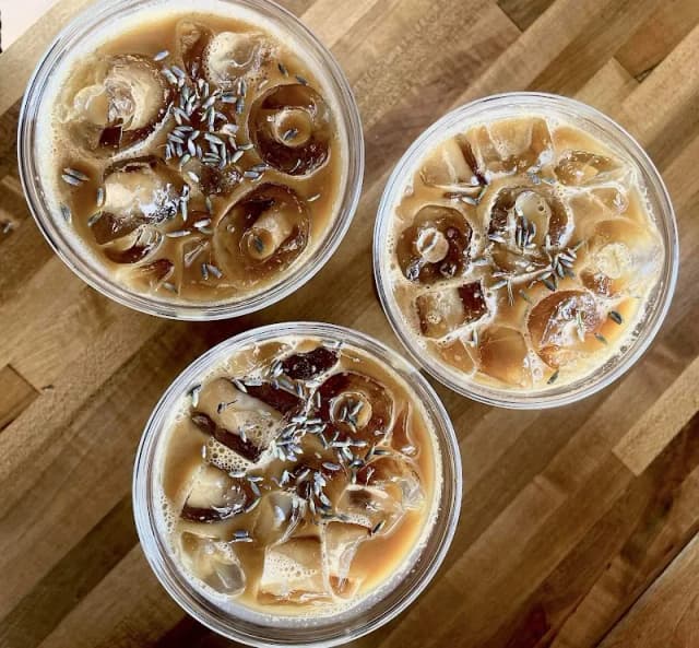 Birdies Coffee & Treats | Blowing Rock