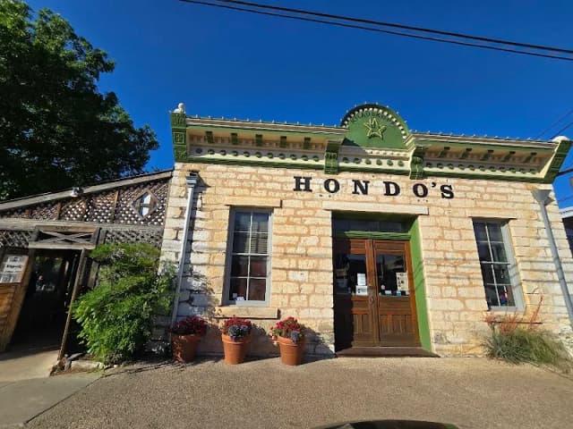 Hondo's On Main