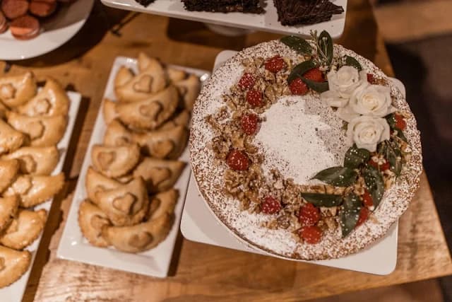 Elle's Belles Cookies Cakes Desserts