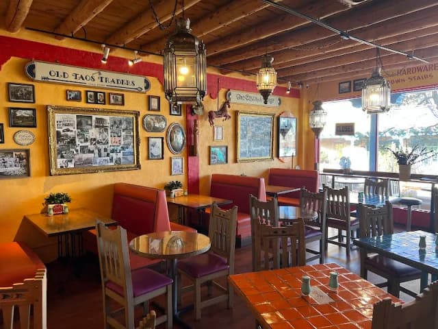 Legacy Café