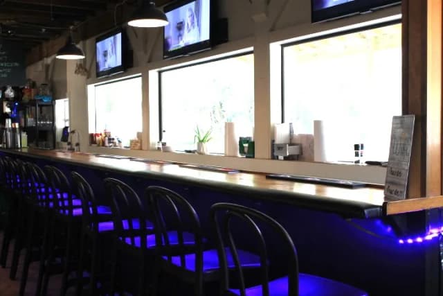 Seaside Bar & Grill