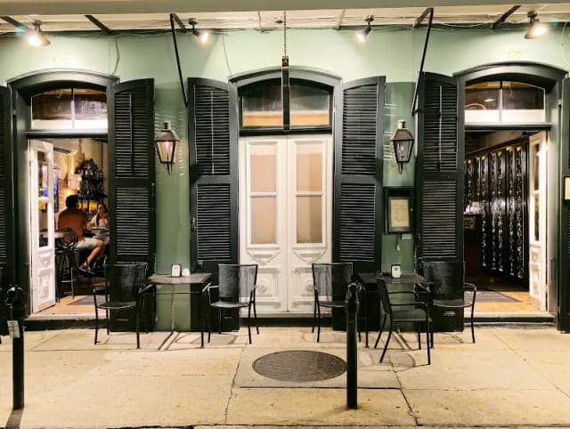 Orleans Grapevine Wine Bar and Bistro