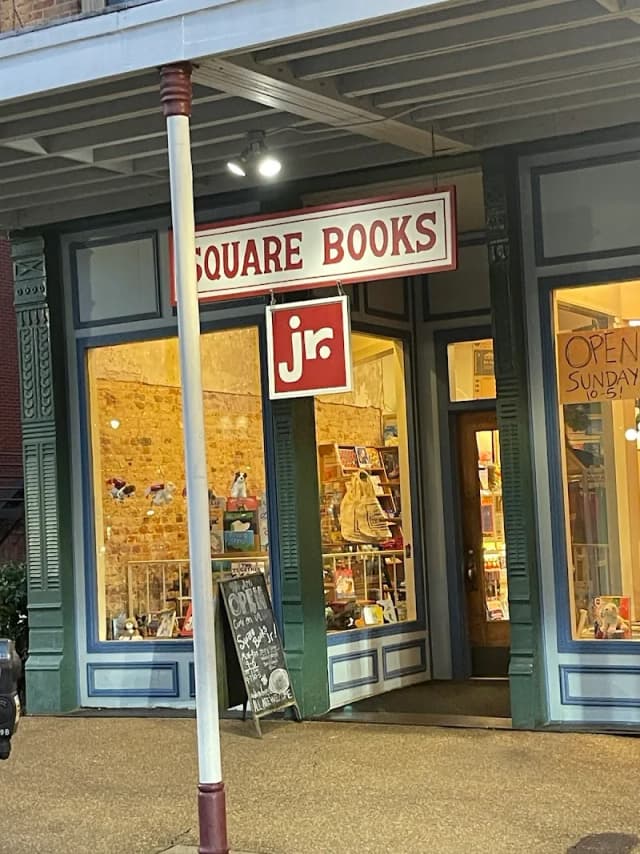 Square Books Jr.