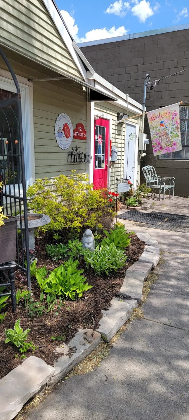 Willows Coffee At Sara's Tipsy Pies