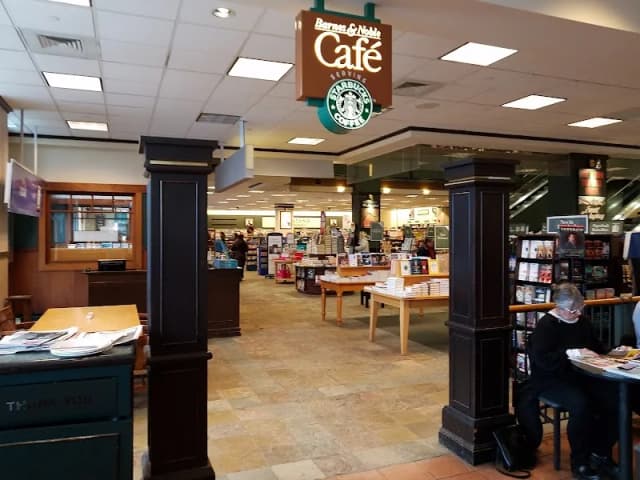 Barnes & Noble