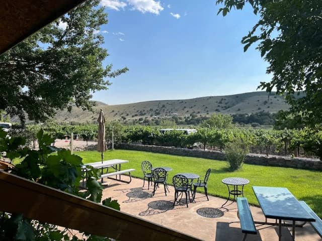 La Esperanza Vineyard and Winery