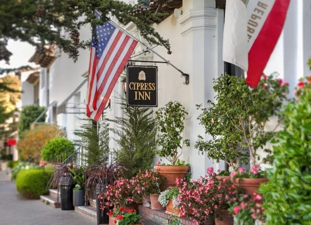 Terry’s Restaurant + Lounge at Cypress Inn
