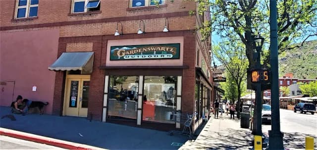 Gardenswartz Outdoor