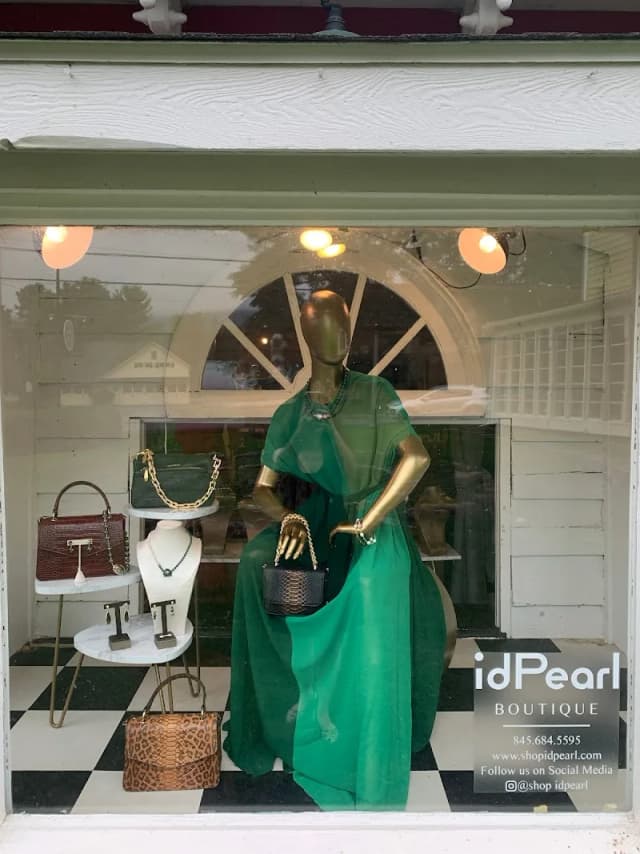 idPearl Boutique