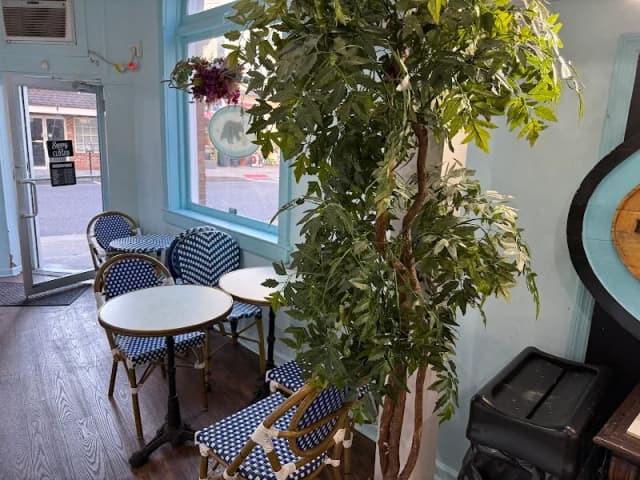 Bear Mountain Bakery & Cafe