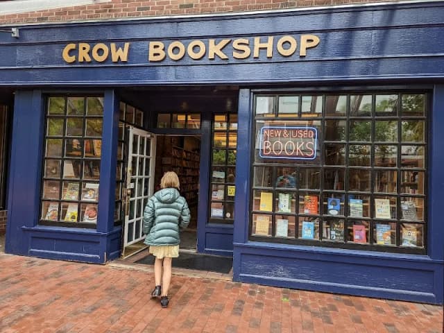 Crow Bookshop - Crow Books