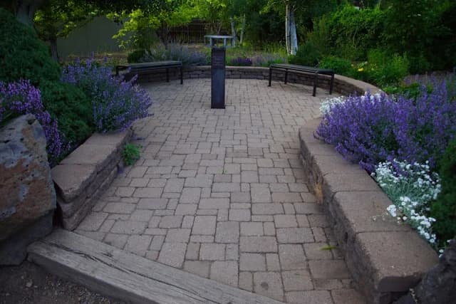 Hebets Community Garden