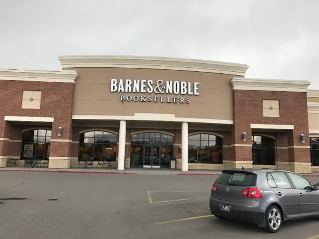Barnes & Noble