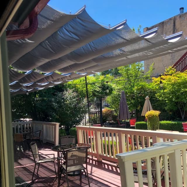 Peerless Restaurant & Bar