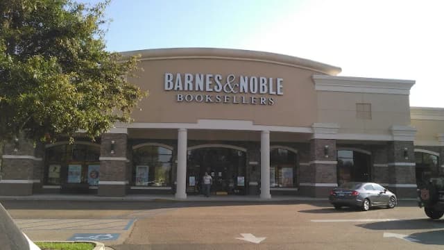 Barnes & Noble