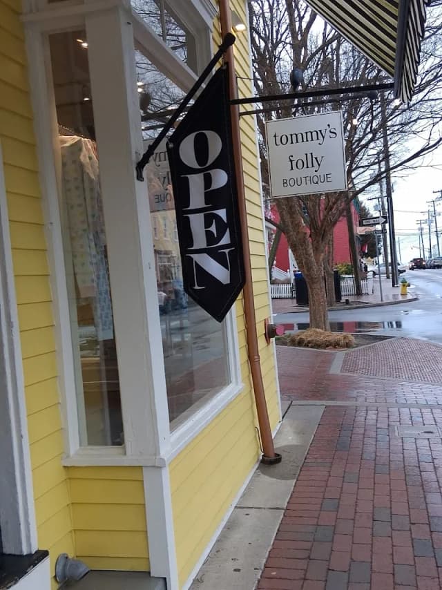 Tommy's Folly Boutique