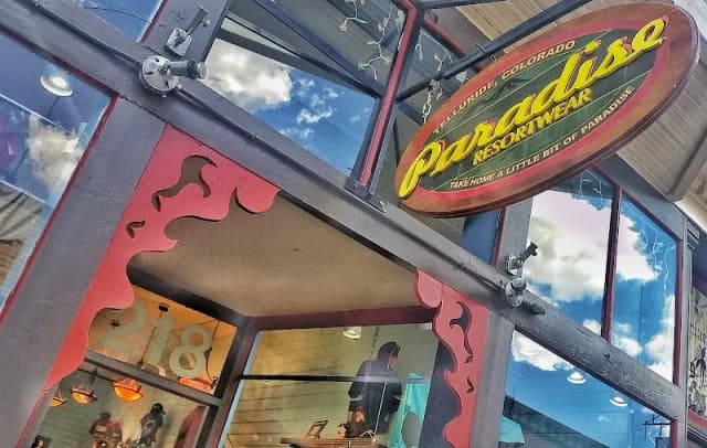 Paradise Resortwear